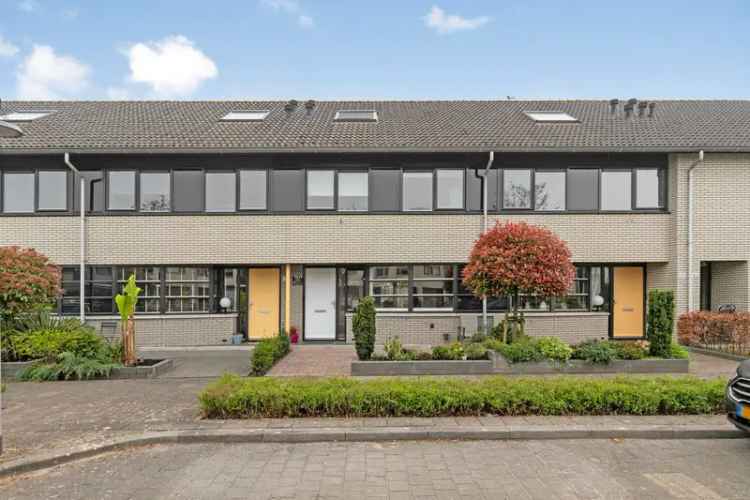 Moderne woning te koop in Almere Filmwijk