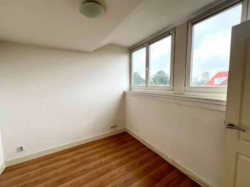 Studio te Koop Laakkwartier Den Haag Starterwoning