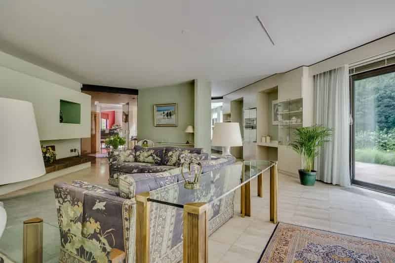 Luxe Villa te Koop Bosch en Duin 347m2 3030m2 perceel