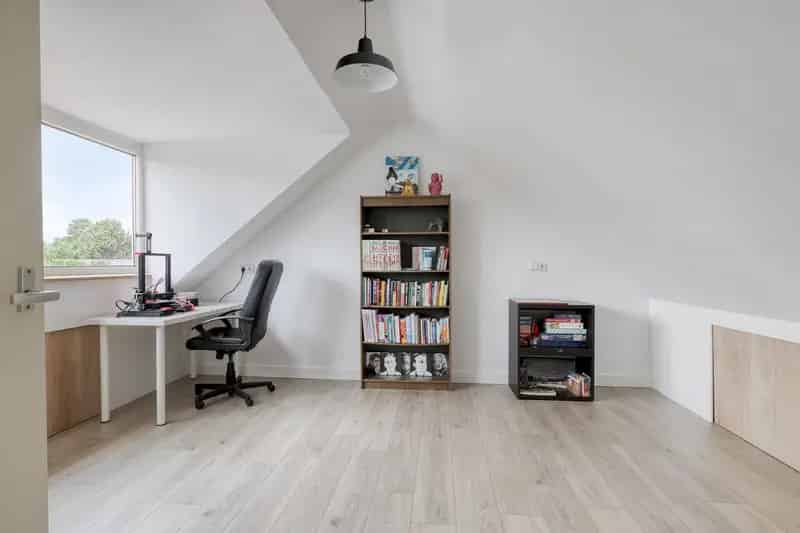 Moderne Tweekapper Oss Zuid 3 slaapkamers Instapklaar