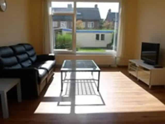 Huis Busonilaan Eindhoven: 2 Slaapkamers Tuin Berging
