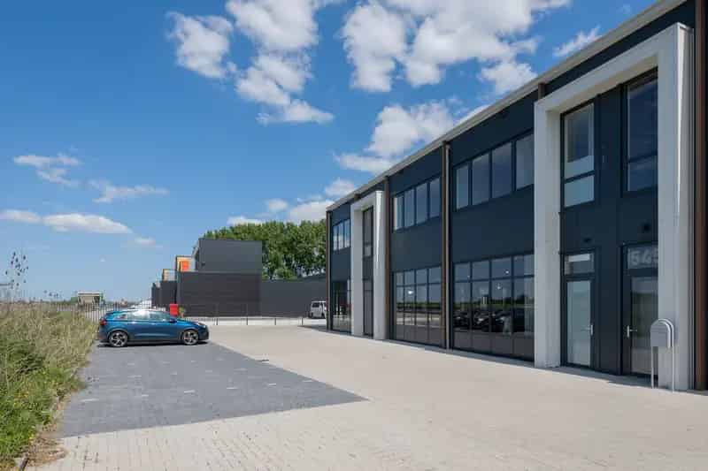 Bedrijfshal Alphen aan den Rijn te Koop Nikkelweg