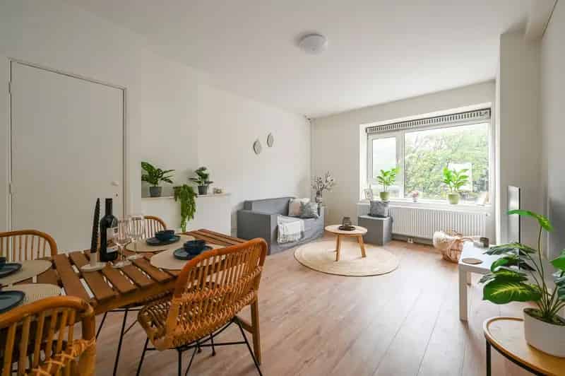 Rotterdam Centrum - Instapklaar 4-kamerappartement met 2 Balkons