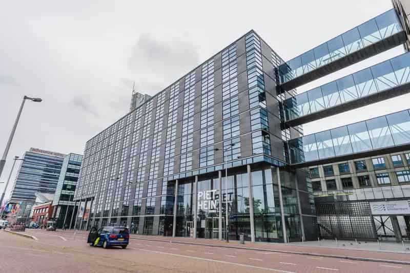 Kantoorruimte Amsterdam Piet Heinkade 335m2