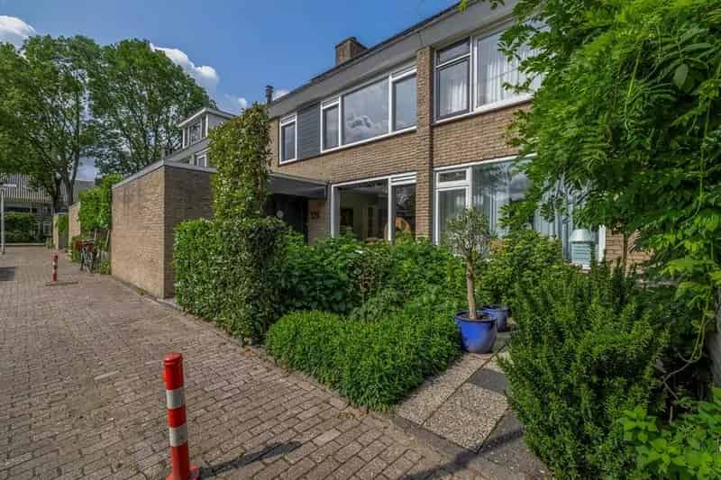 Ruime Familiewoning Groenswaard 145m2 Tuin Aan Het Water