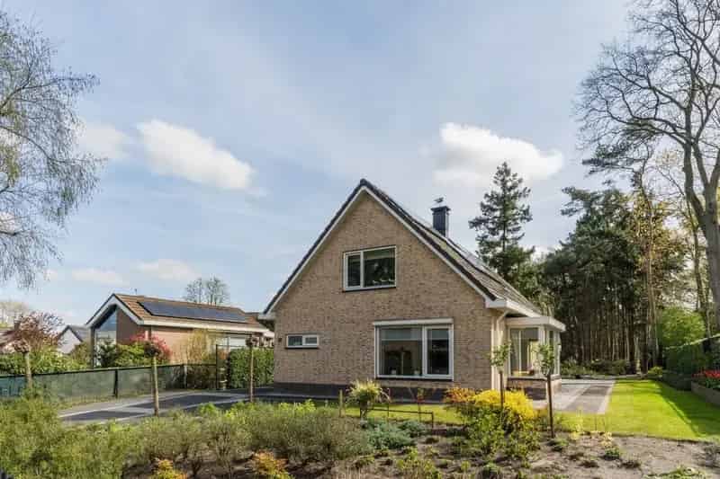 Semi-bungalow Hoogerheide Bosrijke omgeving 3 slaapkamers 2 badkamers