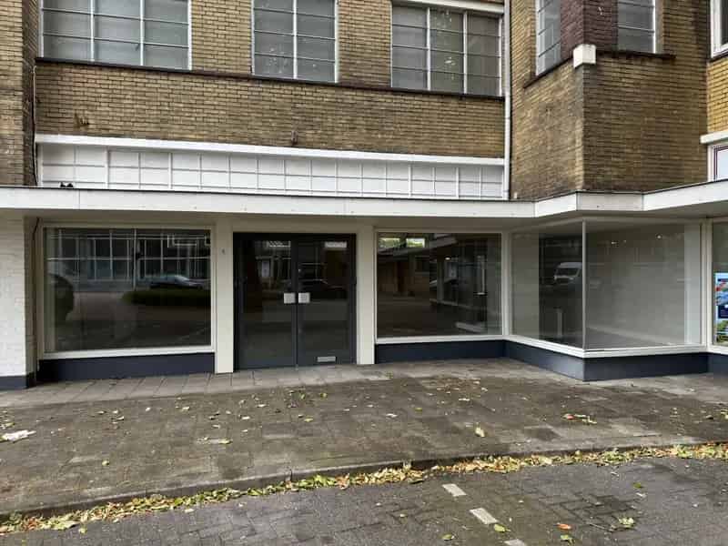 Winkel te Huur Bussum Poststraat 112m²