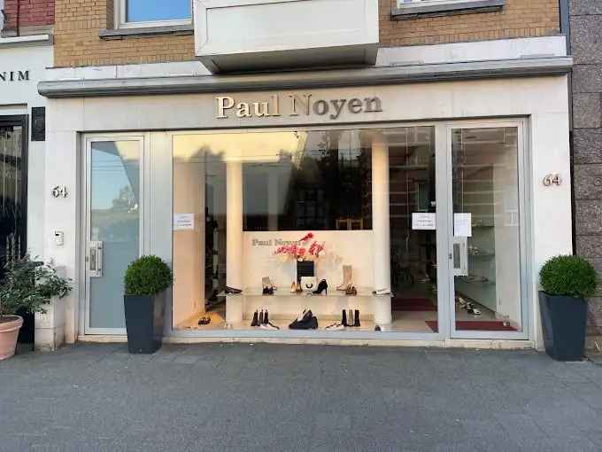 Winkel te huur Van Baerlestraat Amsterdam 127m²