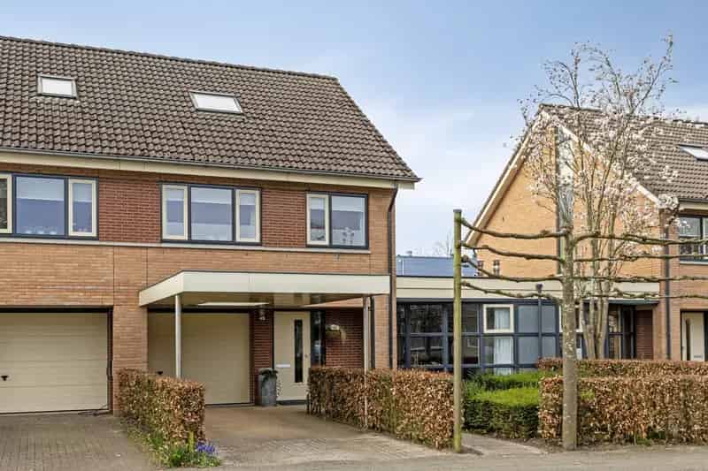 Huis te koop Vaassen Hortensiastraat: Ruime gezinswoning met energielabel A