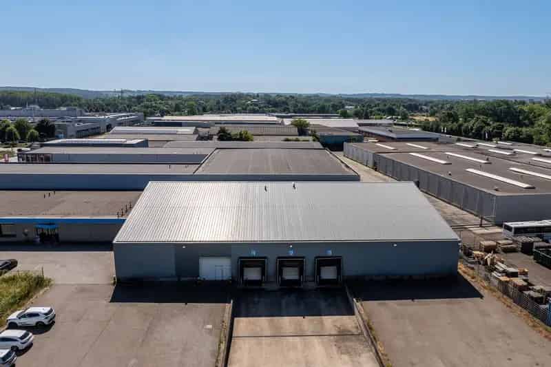 Bedrijfshal te Huur Maastricht 1100m² 3 Laaddocks Beatrixhaven