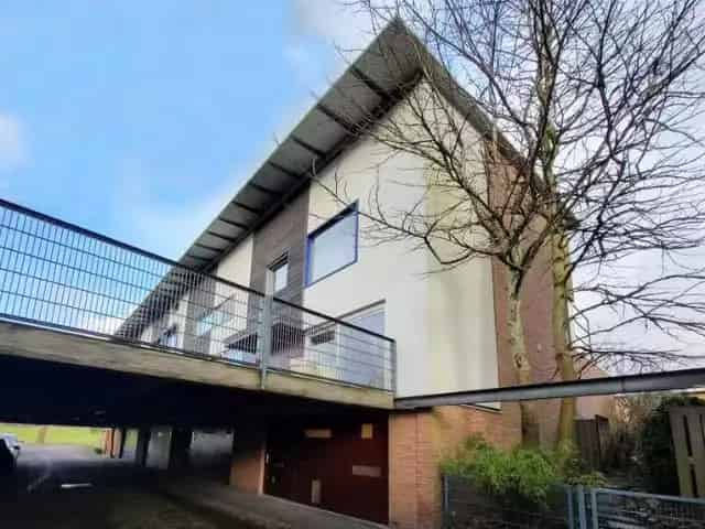Ruime 6 Kamer Eengezinswoning Rotterdam 200m2 Tuin Aan Het Water