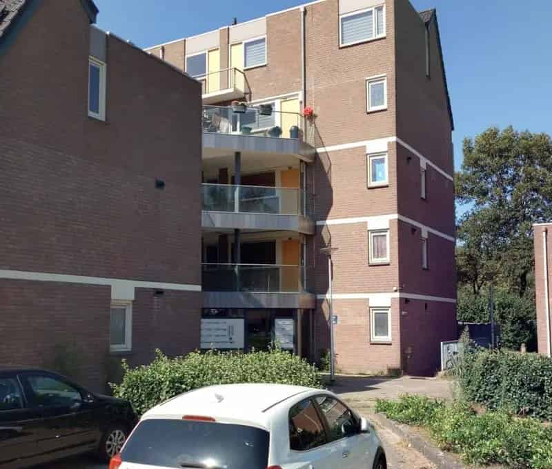 Ruime woning nabij Dukenburg - Gratis parkeren - Snelweg dichtbij