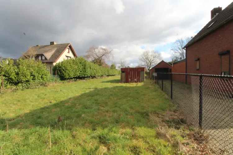 Bouwkavel Sint Willebrord: Ruime Bouwgrond 1135m²