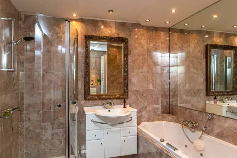3-kamer appartement Den Haag Kraayenstein 86m²  Balkon Jacuzzi