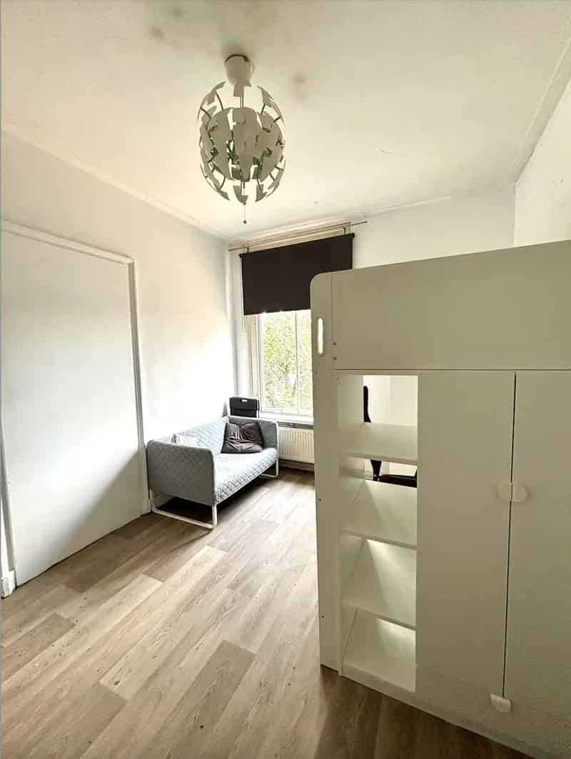Lichte Kamer Velp 14m2 Monumentaal Pand