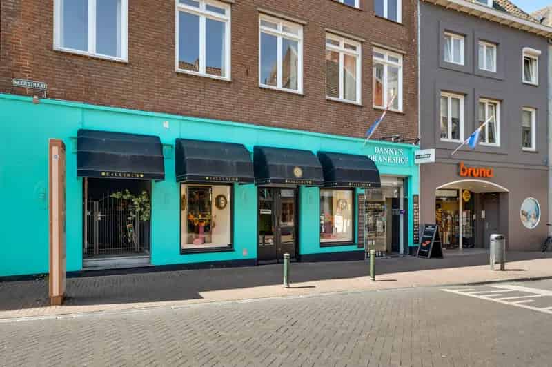 Winkel Roermond | Zoek winkels te huur: Neerstraat 54-A 6041 KD Roermond 