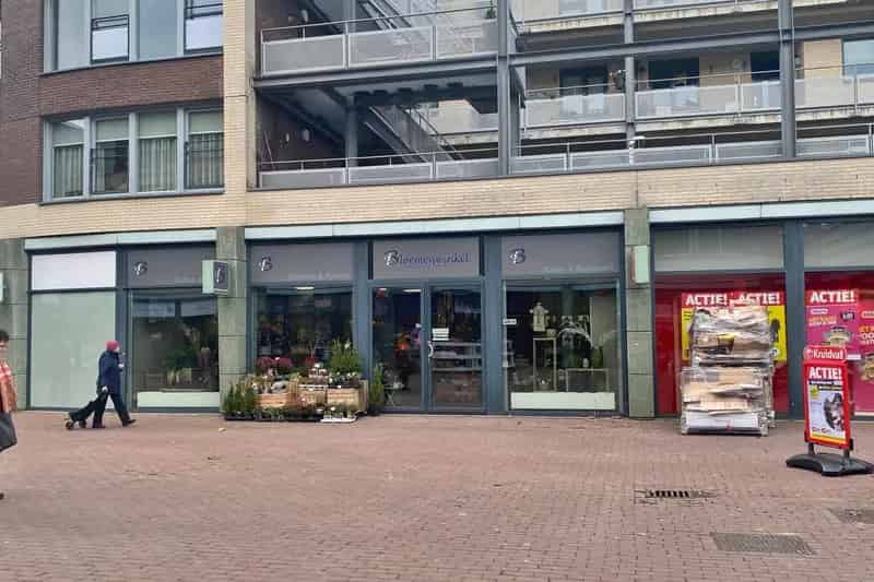 Winkel te Huur Groningen Vinkhuizen 101m²