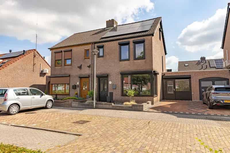 Moderne Tweekapper te Koop in Sint Willebrord