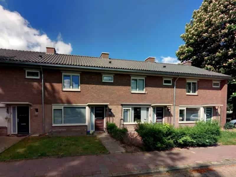 3 Slaapkamer Eengezinswoning te huur in D'Ekker