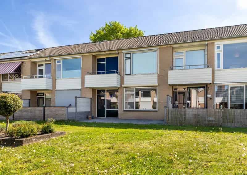 2 Kamer Appartement Begane Grond Lange Dam
