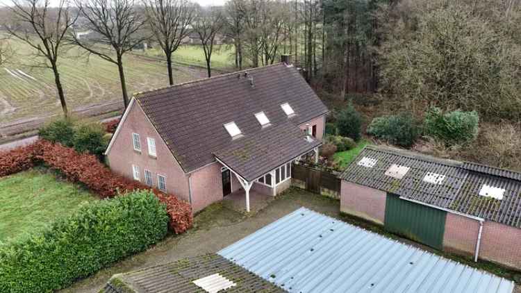 Huis Te Koop in 1, Achtbundersedijk, Oirschot, Noord-Brabant