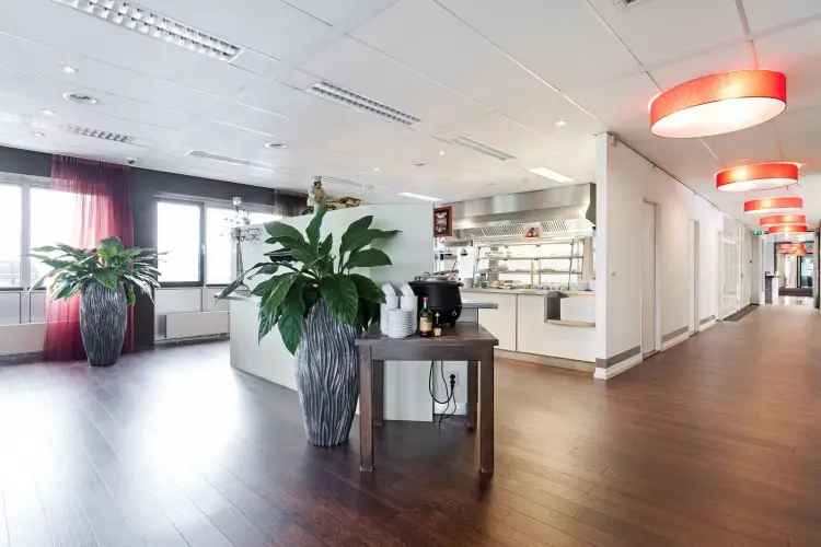 Kantoorruimte Bodegraven: Modern Business Center nabij A12