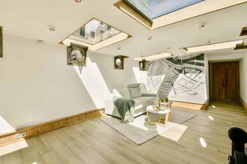 Woonboot Singel Amsterdam - Luxe Boot met Aanlegplaats