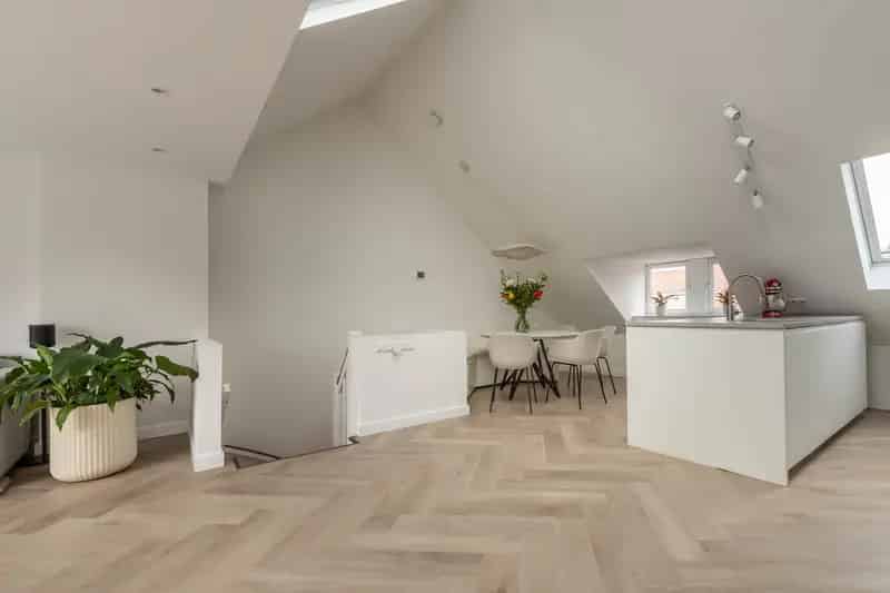 Appartement Amsterdam Zuid 105m2 3 slaapkamers gerenoveerd