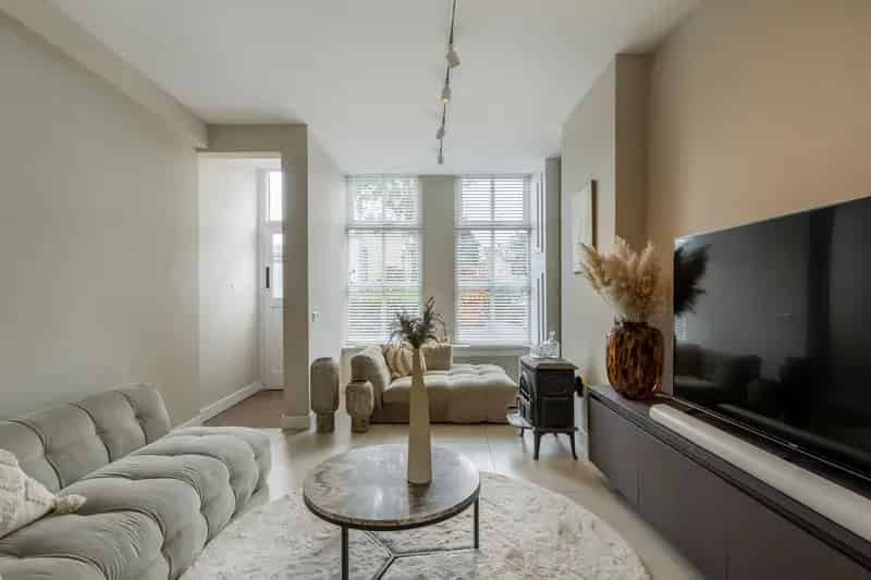 Huis te koop Schiedam: Luxe gerenoveerde jaren 20 woning