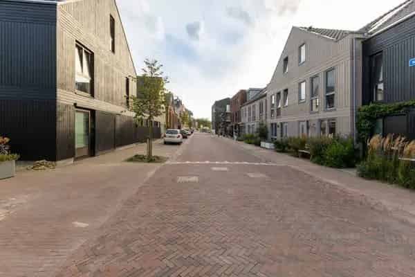 Appartement Muiden: Licht, 2 slaapkamers, tuin
