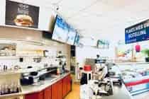 Snackbar Lunchroom Heerhugowaard 300m2 te Koop