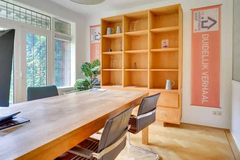 Kantoorruimte te Huur Utrecht Zuilen - 53m² Jaren 30 Stijl
