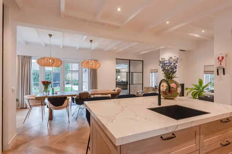 Dorpsvilla Blaricum - Gerenoveerd - 2 slaapkamers - Tuin - Laadpaal