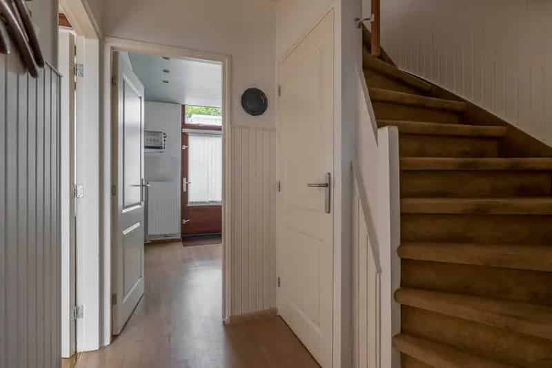 Huis te koop Goudenregenstraat Waalwijk 3 slaapkamers tuin