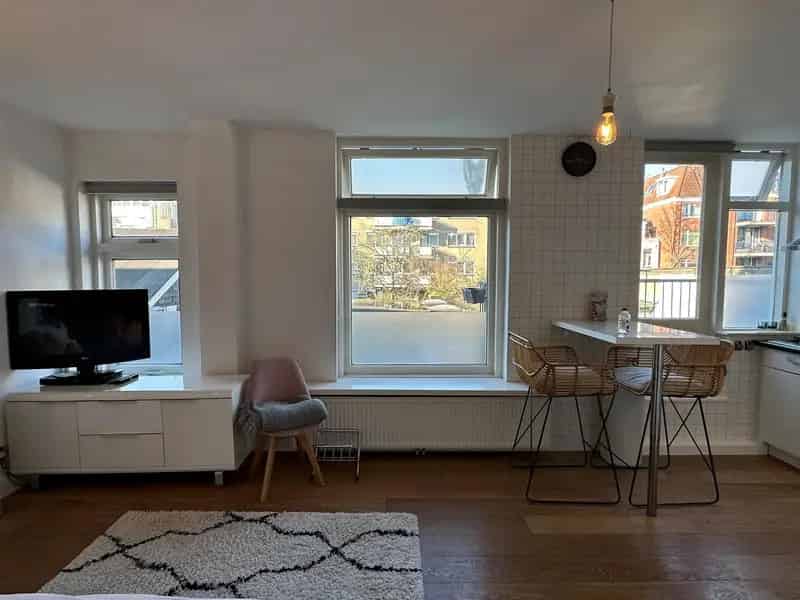 Studio Appartement Amsterdam Kinkerbuurt 25m2