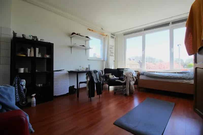 Ruime Studenten Kamer Maastricht 20m2 Gemeubileerd
