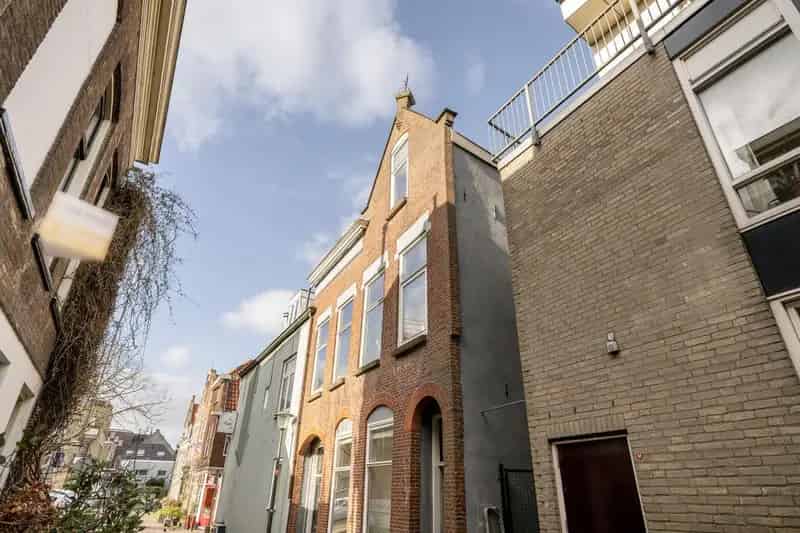 Knusse Bovenwoning Vlaardingen Centrum 1900
