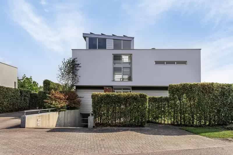 Luxe Villa Breda Nieuw Wolfslaar Zwembad 5 slaapkamers