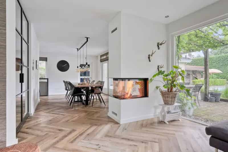 Vrijstaande Villa te Koop Berlicum - Ruime Familiewoning met Zwembad