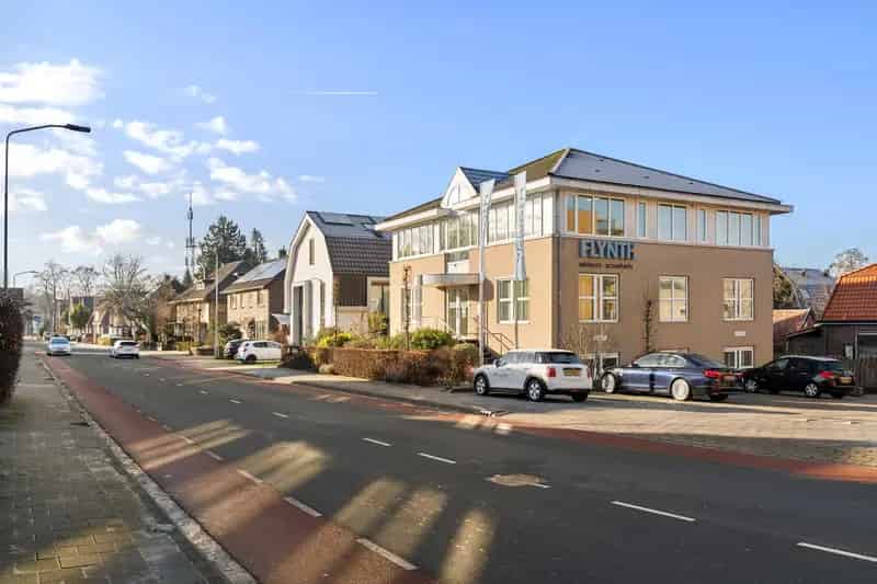 Kantoorpand te huur Ede 484m² 10 parkeerplaatsen Energielabel A