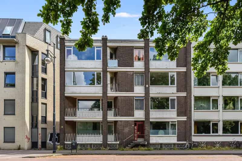 Dubbele Benedenwoning Arnhem Spijkerkwartier 156m2 Tuin Garage