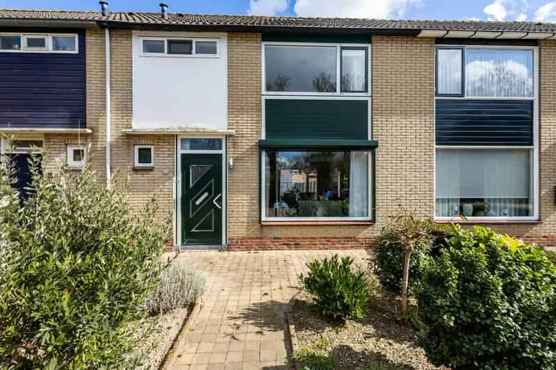 Instapklare Tussenwoning Philippine 3 slaapkamers Garage Berging