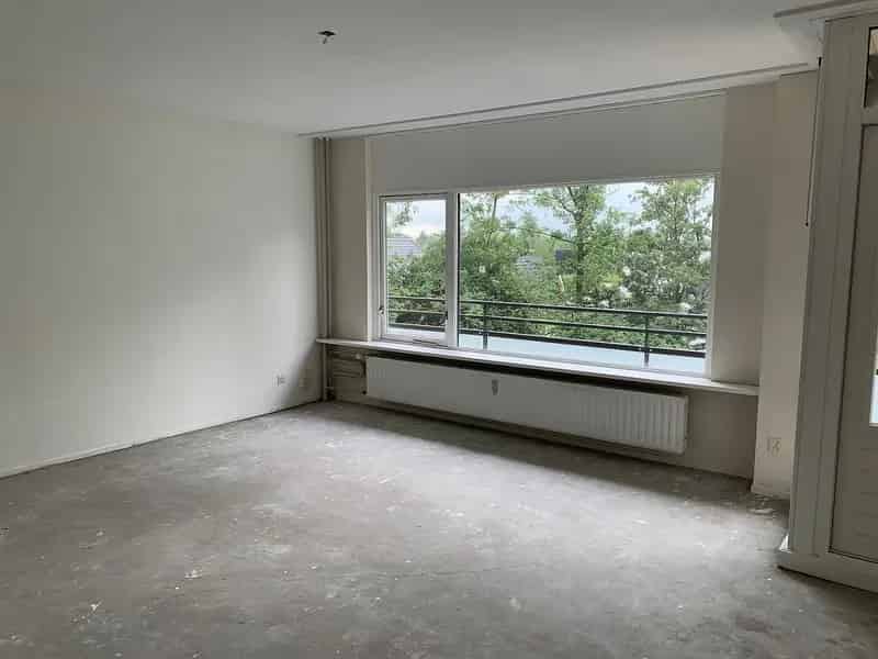 Ruim 3-kamerappartement Amstelveen nabij Winkelcentrum en Bos