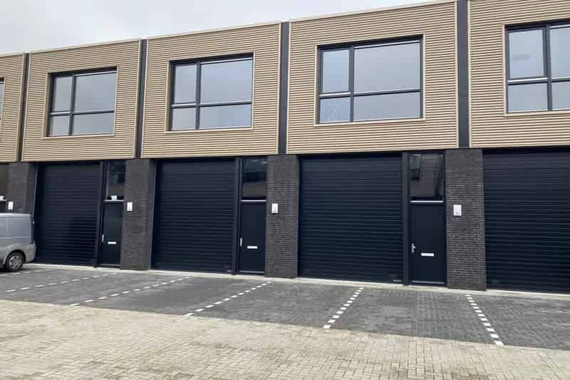 Bedrijfshal Dordrecht 142m2 te huur 2024