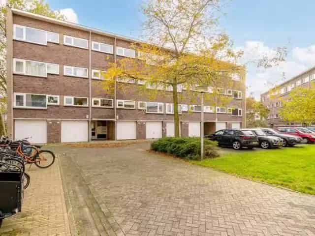 4 Kamer Appartement Diemen Centrum 67m2 Garage Berging