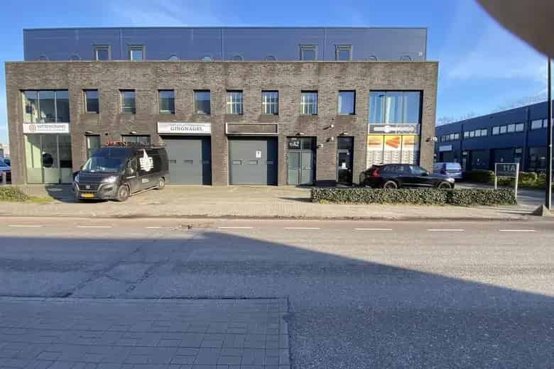 92 - 175 m2 bedrijfsruimte te huur in Zaandam