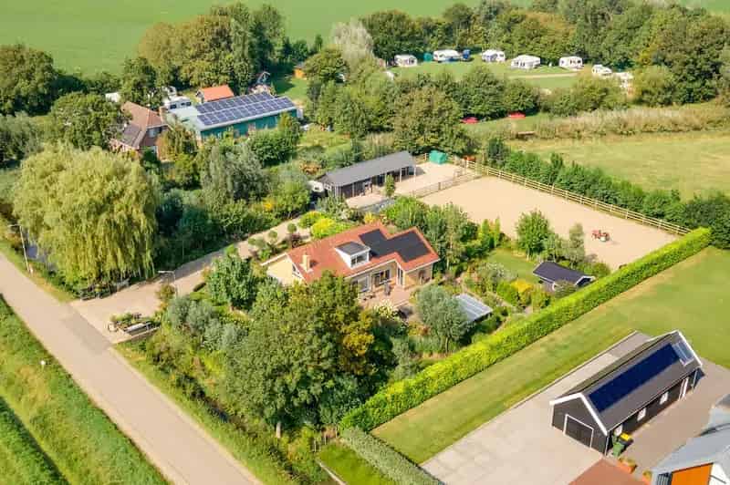 Huis te koop: Platte Schenkel 3 3295 KJ 's-Gravendeel | Funda
