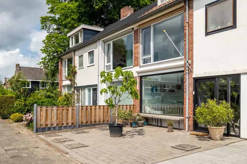 Moderne Tussenwoning Breda Ruime Tuin 3 Slaapkamers