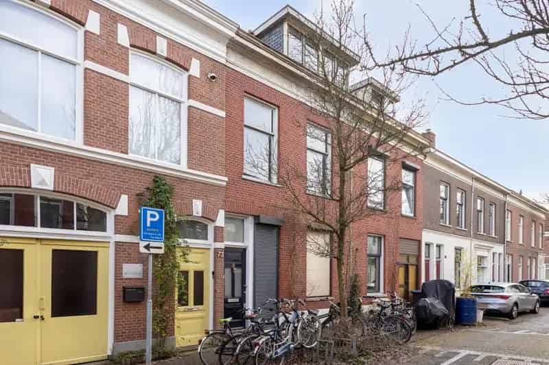 Ruime Bovenwoning Arnhem Centrum Grote Buitenruimte