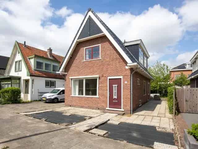 Jaren 30 woning te koop Aalsmeer 3 slaapkamers uitgebouwd
